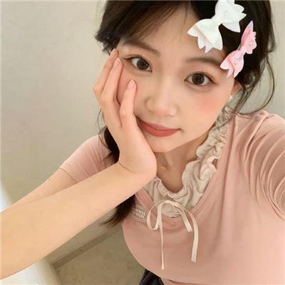 蓝眼睛波利